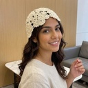 Casquete sin perlas ni flores
