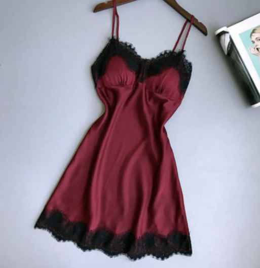 Pijama camison  de encaje color ocre