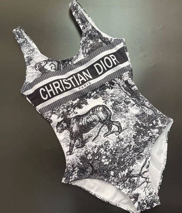 Traje de baño de marca RP