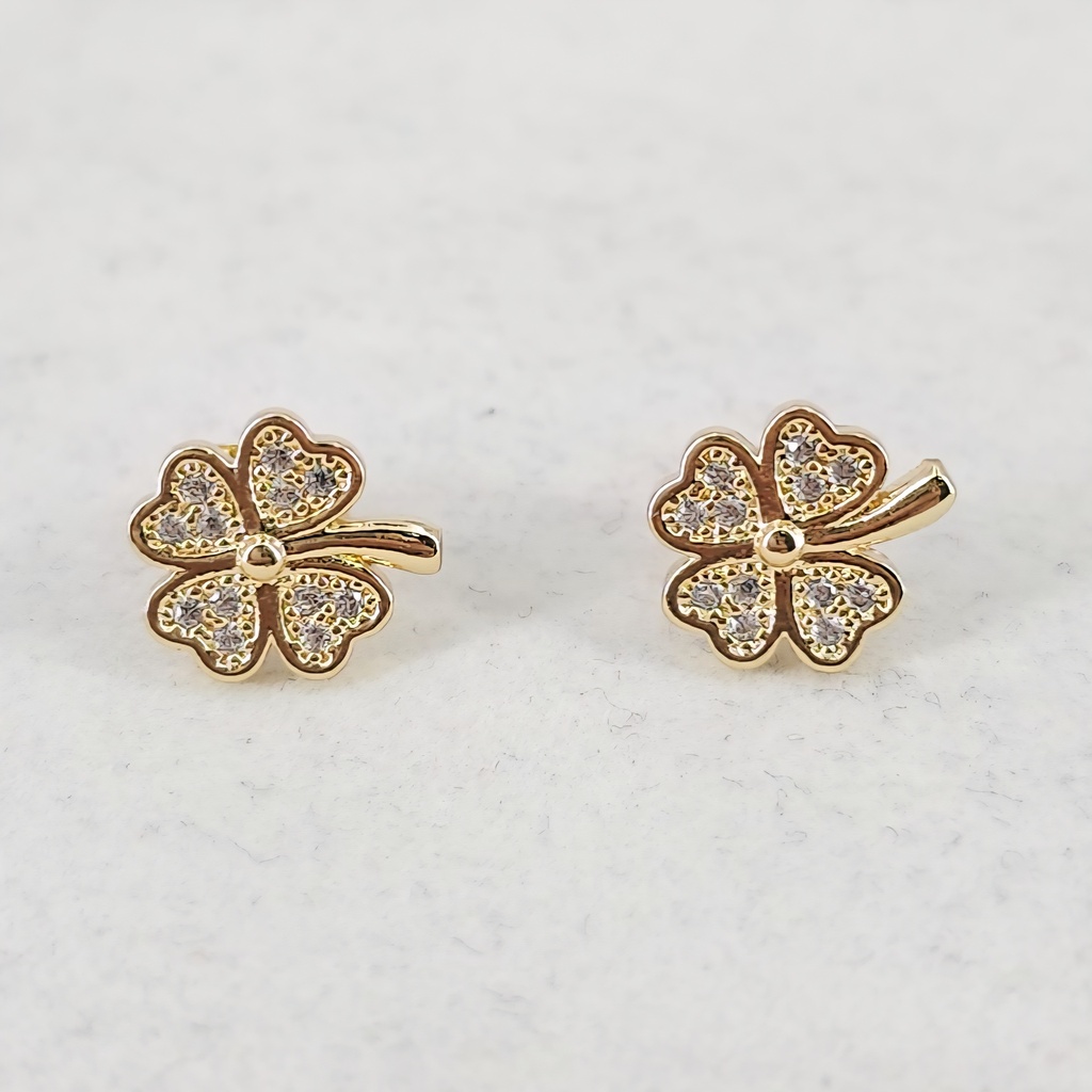 Aritos Brass