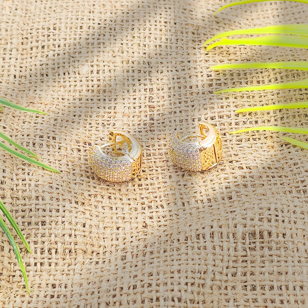 Aritos Brass
