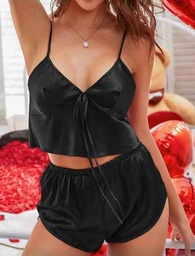 Cojunto de pijama short  2 piezas con cuello V color negro