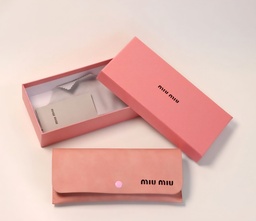 Case para lentes de sol (MIU MIU)